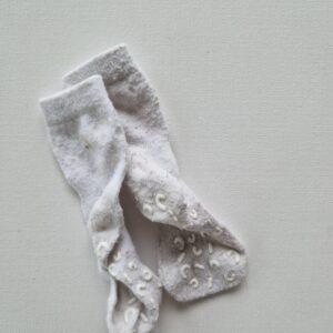 STUCKIES strumpor med halkskydd vita 19-21