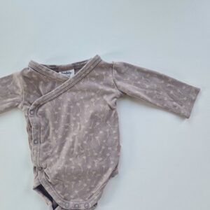 BUDDY & HOPE body 50–56