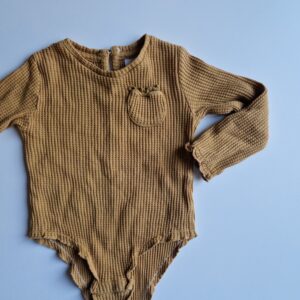 ZARA våfflad body 92
