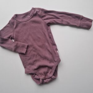 H&M ribbad body bomull 80