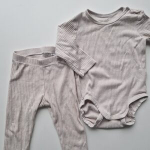 H&M Exclusive ribbat set body och leggings 74