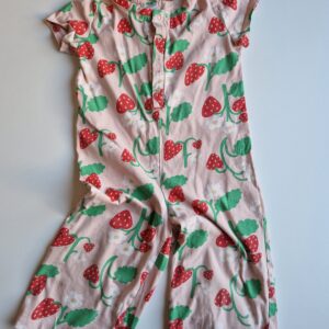  LINDEX jumpsuit 104 liten defekt