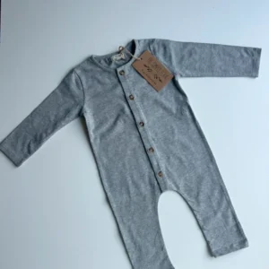 THE SIMPLE FOLK onesie grå 6-9 mån