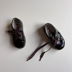 VINTAGE FIX lackskor 20 ca 12,5 cm insida