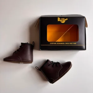 DR MARTENS mjuka skinnskor 18 ca 10,5 cm insida