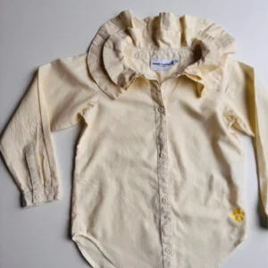 MINI RODINI blus med volangkrage i ekologisk bomull 104–110